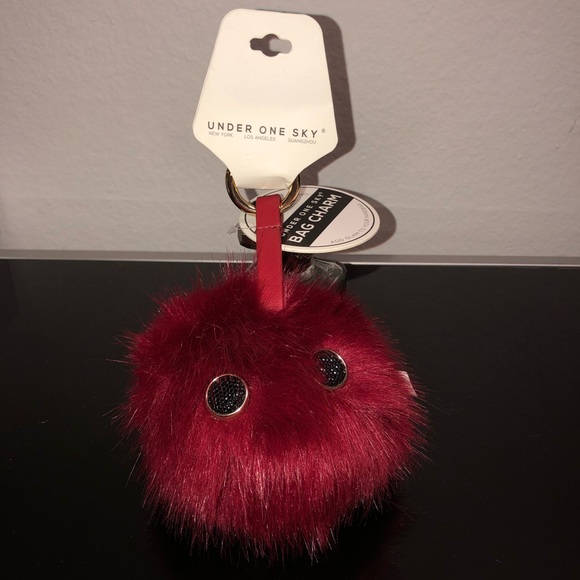 NWT Under One Sky Fluffy Furry Bag Charm - Picture 5 of 8
